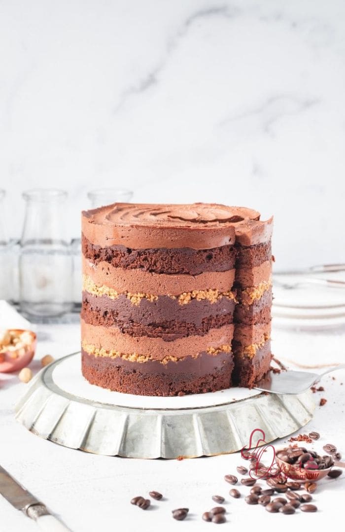 Creamy Chocolate Fudge Cake